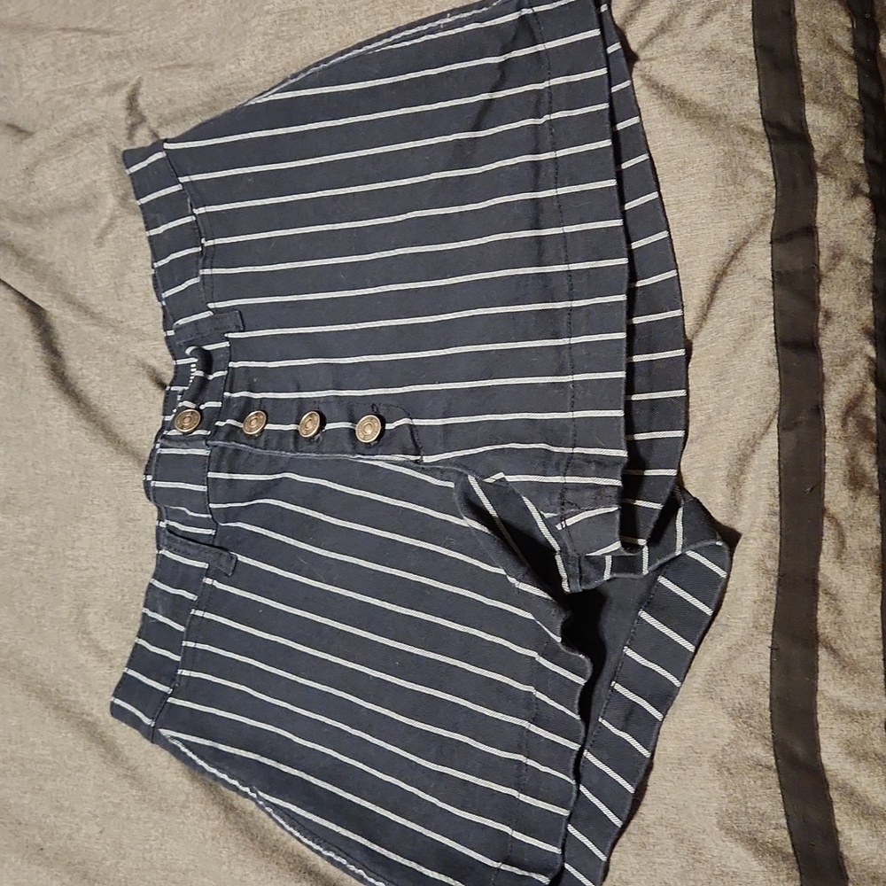 Hugh Rise shorts